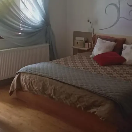 Стая Под Наем Homestay Burgas